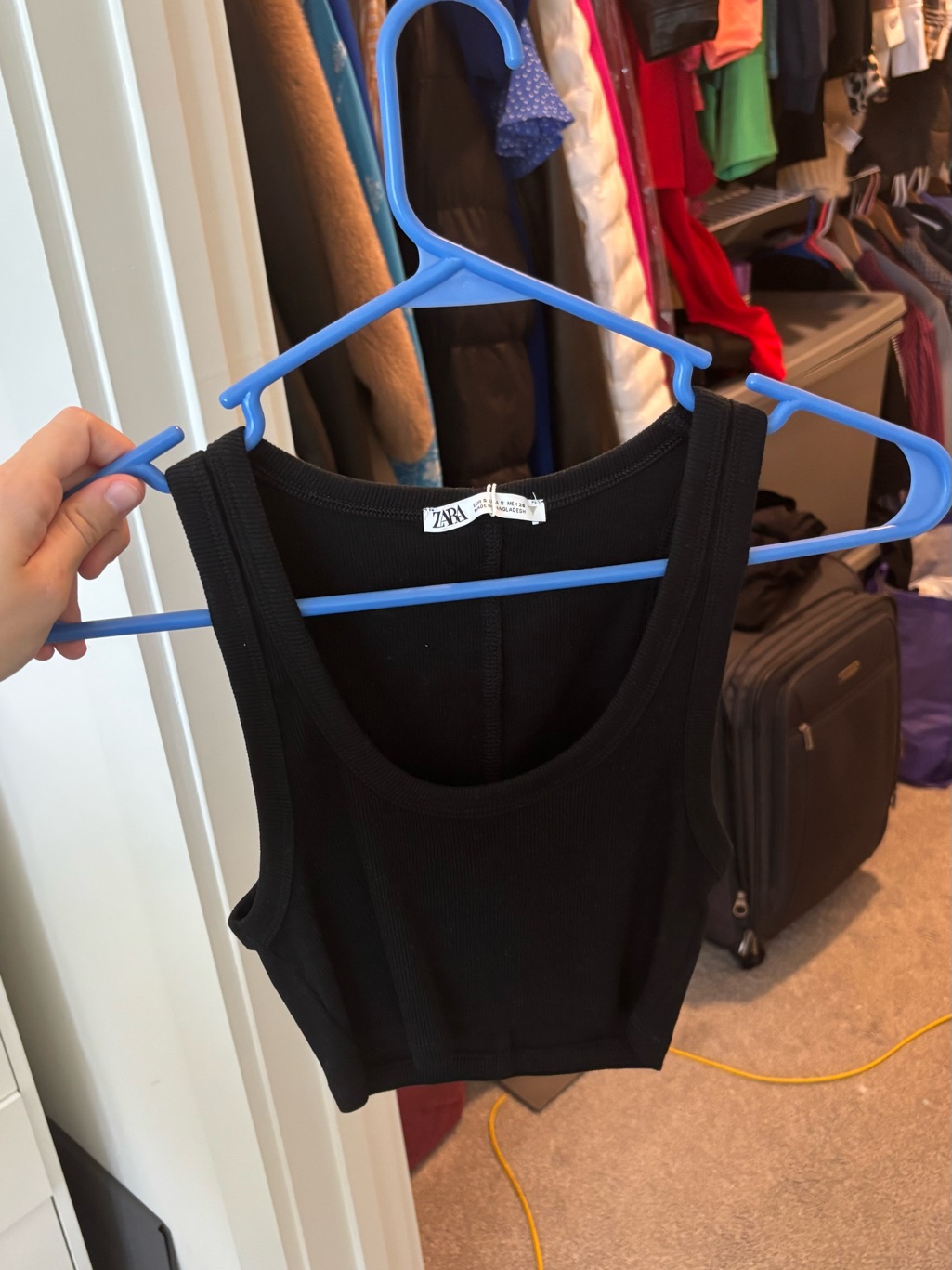 Zara Black Ribbed Scoop Neck Cropped Tank